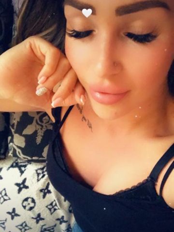 Алиса Красивая Брюнетка Якутск